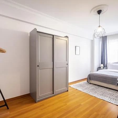 Centrally Located Sleek And Modern Flat In Sisli Διαμέρισμα *