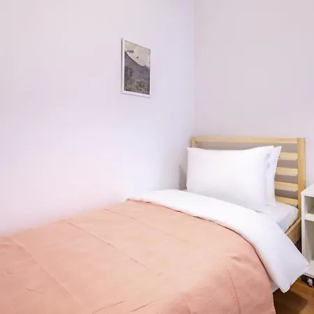 Centrally Located Sleek And Modern Flat In Sisli Apartment Istanbul